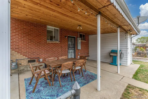 $450,000 | 7240 Avrum Drive, Denver, CO 80221