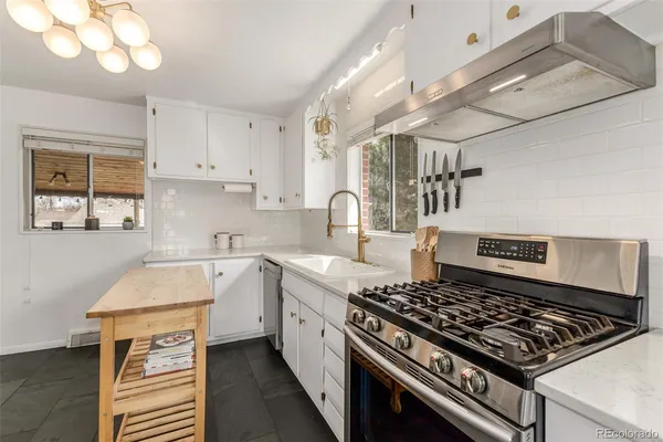 $450,000 | 7240 Avrum Drive, Denver, CO 80221