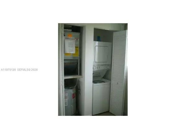 $1,750 | 928 Southwest 3rd Street, Unit 207, Miami, FL 33130