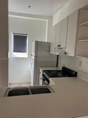 $1,750 | 928 Southwest 3rd Street, Unit 207, Miami, FL 33130