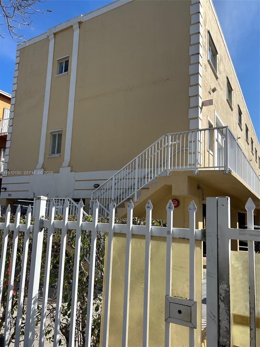 928 Southwest 3rd Street, Unit 207 Miami, FL 33130 - Photo 2 of 17