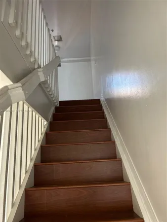 $1,750 | 928 Southwest 3rd Street, Unit 207, Miami, FL 33130