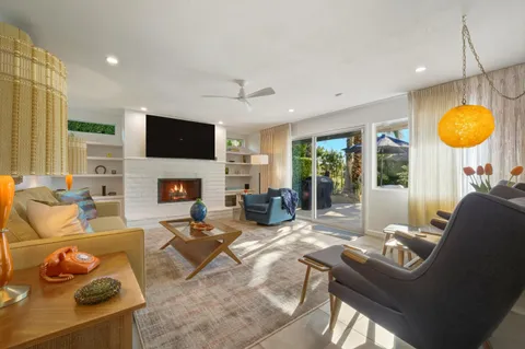 $1,585,000 | 5337 East Lakeside Drive, Palm Springs, CA 92264