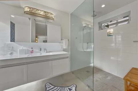 $1,585,000 | 5337 East Lakeside Drive, Palm Springs, CA 92264