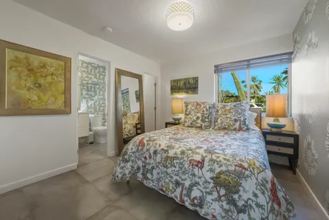 $1,585,000 | 5337 East Lakeside Drive, Palm Springs, CA 92264
