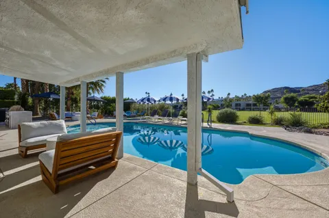 $1,585,000 | 5337 East Lakeside Drive, Palm Springs, CA 92264