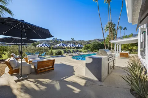 $1,585,000 | 5337 East Lakeside Drive, Palm Springs, CA 92264