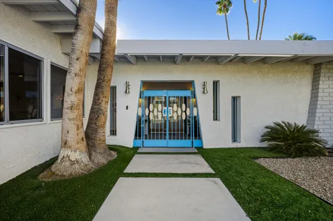 $1,585,000 | 5337 East Lakeside Drive, Palm Springs, CA 92264
