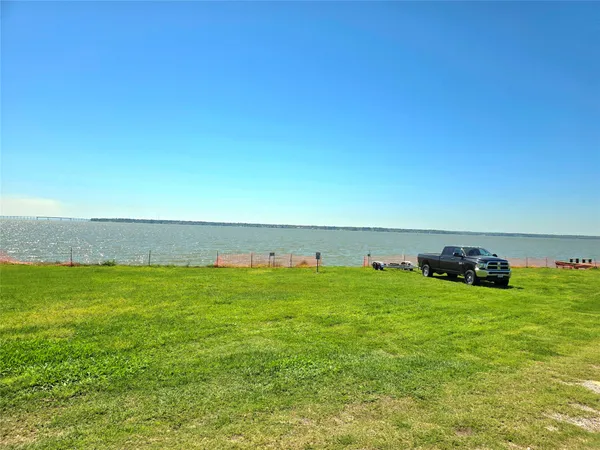 $130,000 | 177 6th Avenue, Onalaska, TX 77360