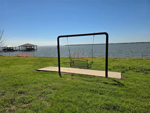 $130,000 | 177 6th Avenue, Onalaska, TX 77360