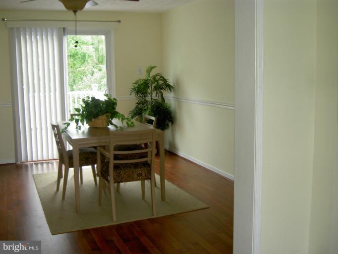 26 Morning Court Baltimore, MD 21237 - Photo 12 of 15 Dining Room
