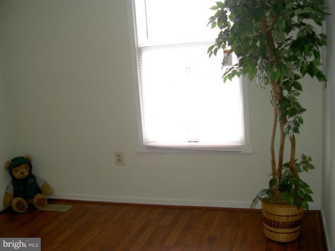 26 Morning Court Baltimore, MD 21237 - Photo 13 of 15 Bedroom
