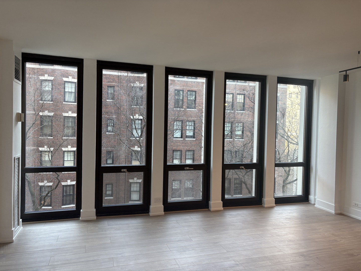 1 East Scott Street, Unit 601 Chicago, IL 60610 - Photo 6 of 19