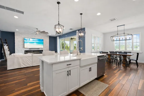 $1,189,000 | 4784 Southwest Briarwood Court, Stuart, FL 34997