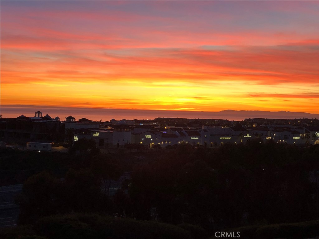 2031 Via Concha San Clemente, CA 92673 - Photo 25 of 29 a view of city and mountain