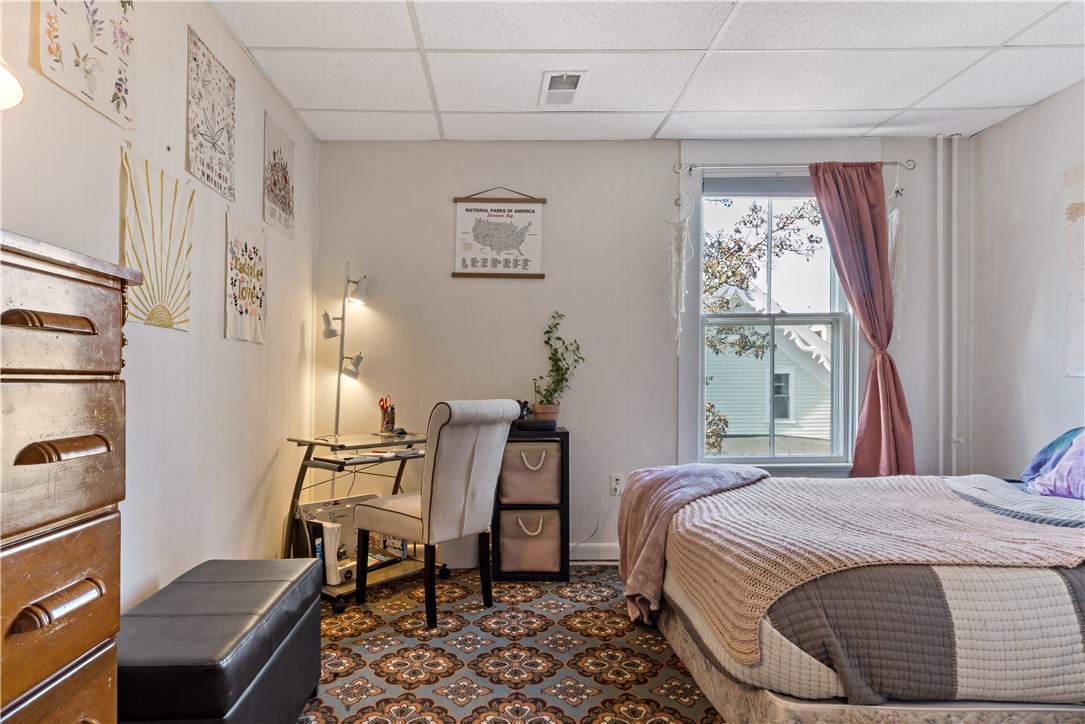 32 School Street, Unit 4 Newport, RI 02840 - Photo 14 of 17