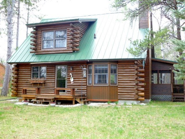 5222 Pumpanickel Road Traverse City, MI 49696 - Photo 2 of 40 1799540-1.JPG