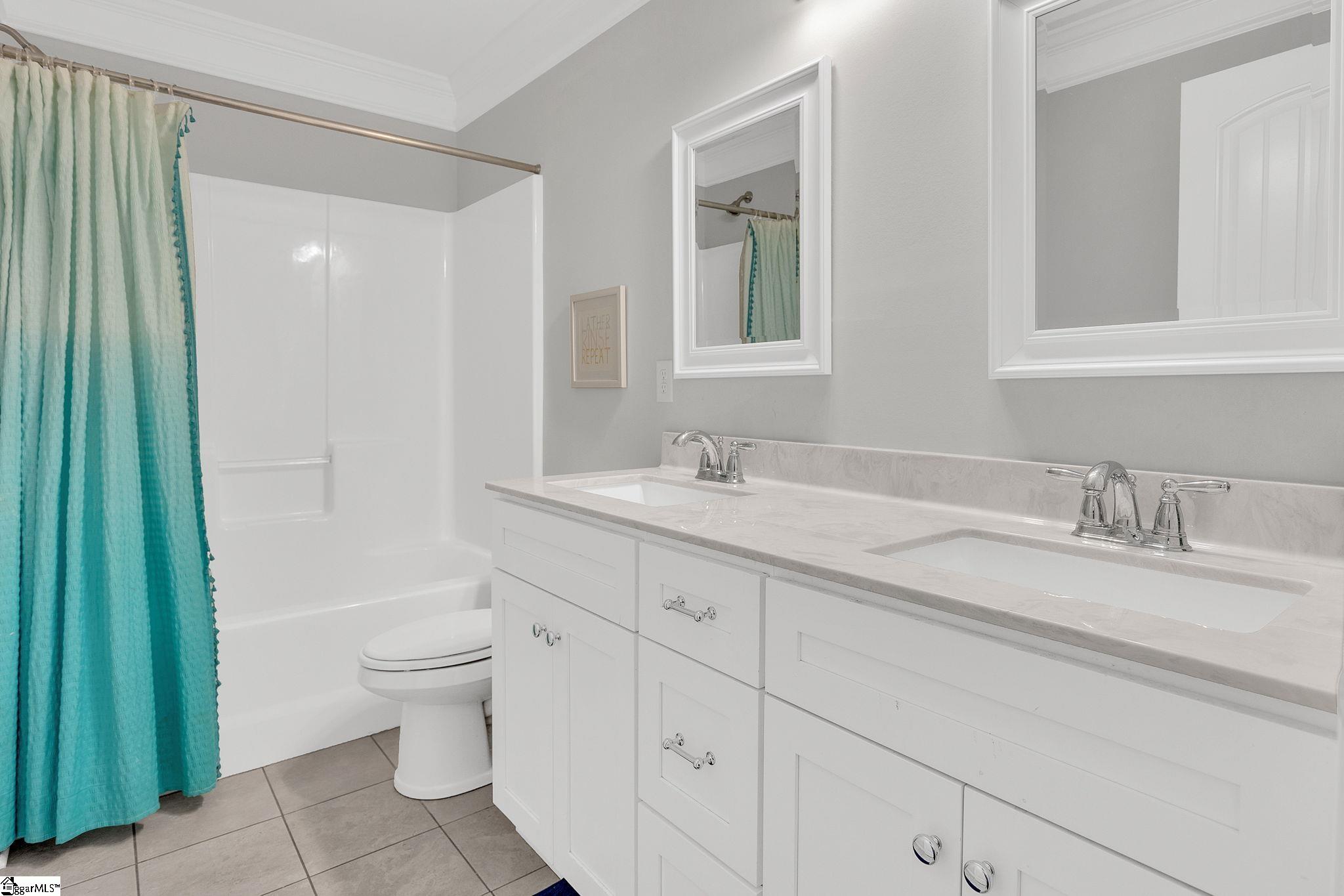 246 South Moore Road Fountain Inn, SC 29644 - Photo 18 of 36