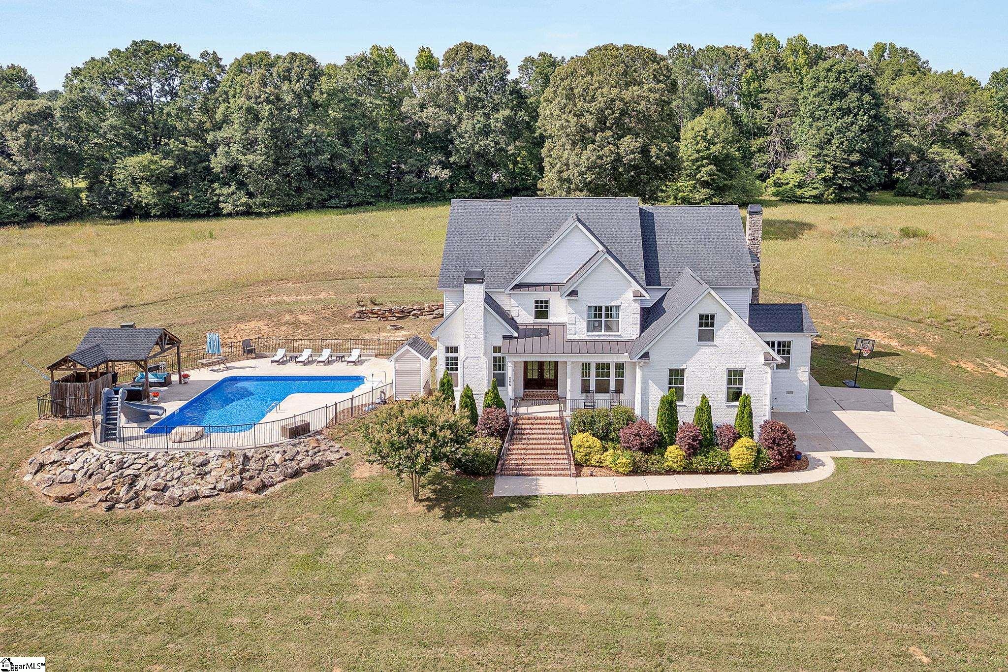 246 South Moore Road Fountain Inn, SC 29644 - Photo 2 of 36