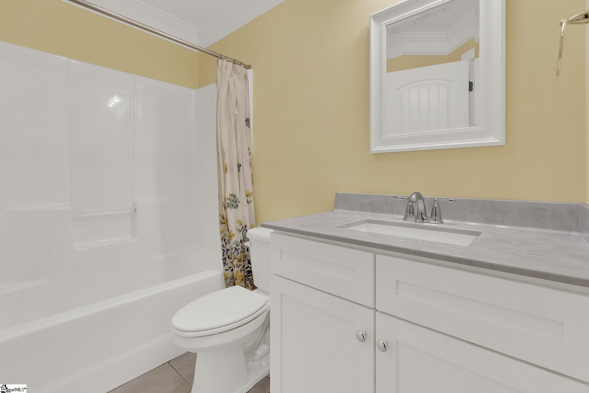 246 South Moore Road Fountain Inn, SC 29644 - Photo 27 of 36