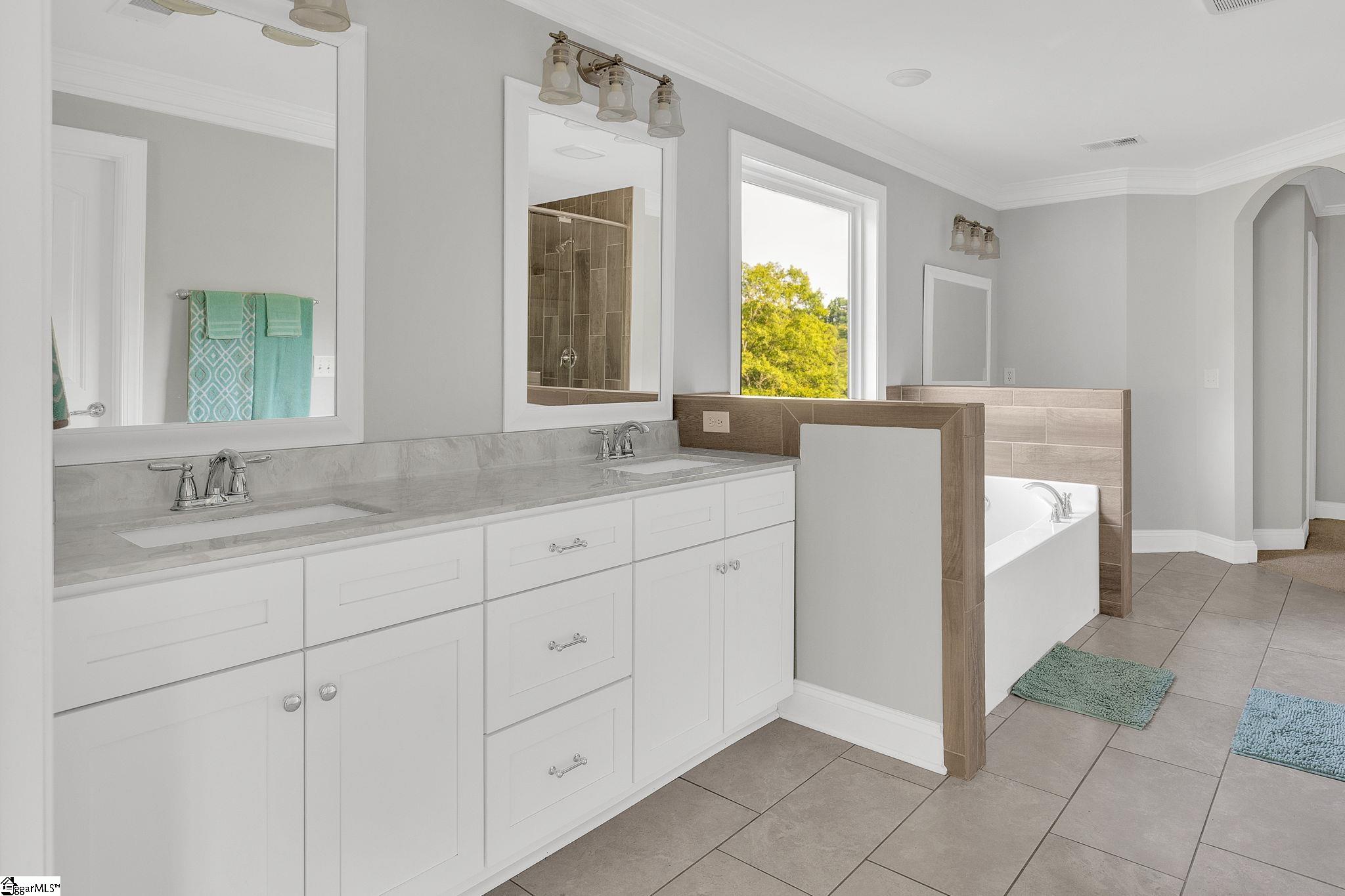 246 South Moore Road Fountain Inn, SC 29644 - Photo 32 of 36