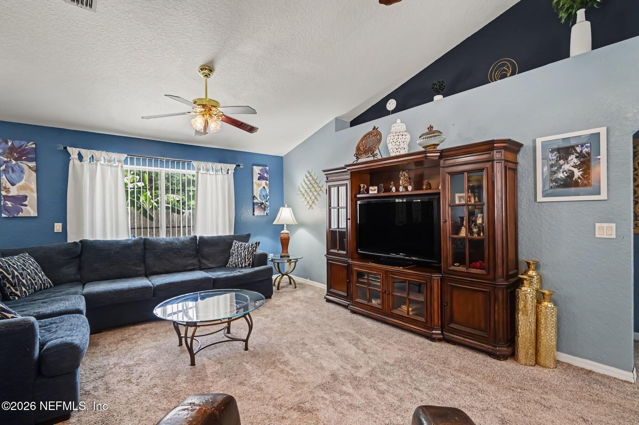 35 Plantation Road DeBary, FL 32713 - Photo 6 of 31 005_file_6648