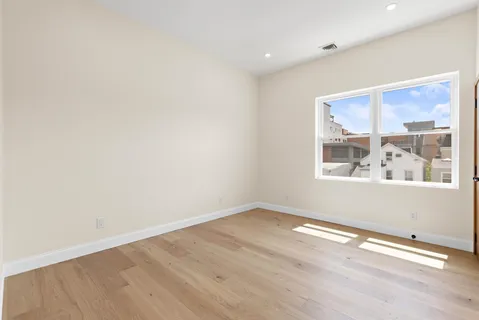 $1,250,000 | 79 East 23rd Street, Bayonne, NJ 07002