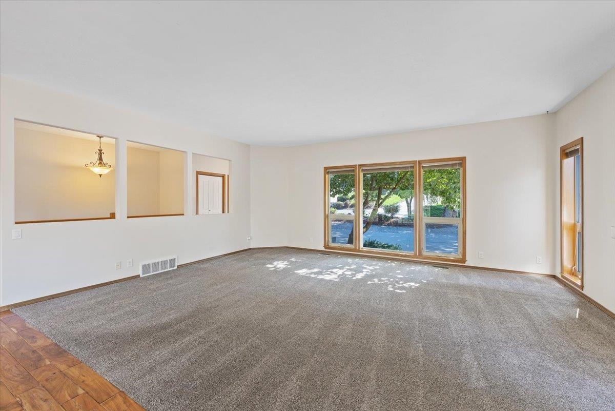 10913 East Richard Lane Spokane, WA 99206 - Photo 4 of 42