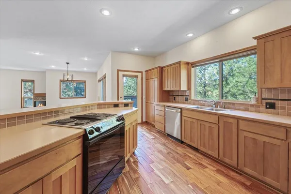 $639,000 | 10913 East Richard Lane, Spokane, WA 99206