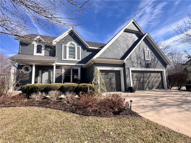 $699,900 | 12811 Connell, Overland Park, KS 66213