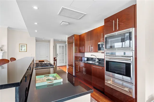 $725,000 | 1 Tower Drive, Unit 406, Portsmouth, RI 02871