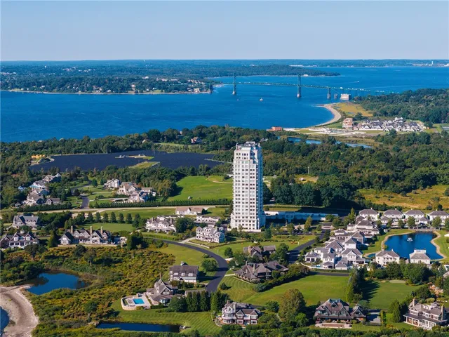 $725,000 | 1 Tower Drive, Unit 406, Portsmouth, RI 02871