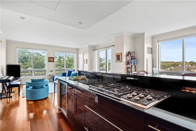 $725,000 | 1 Tower Drive, Unit 406, Portsmouth, RI 02871