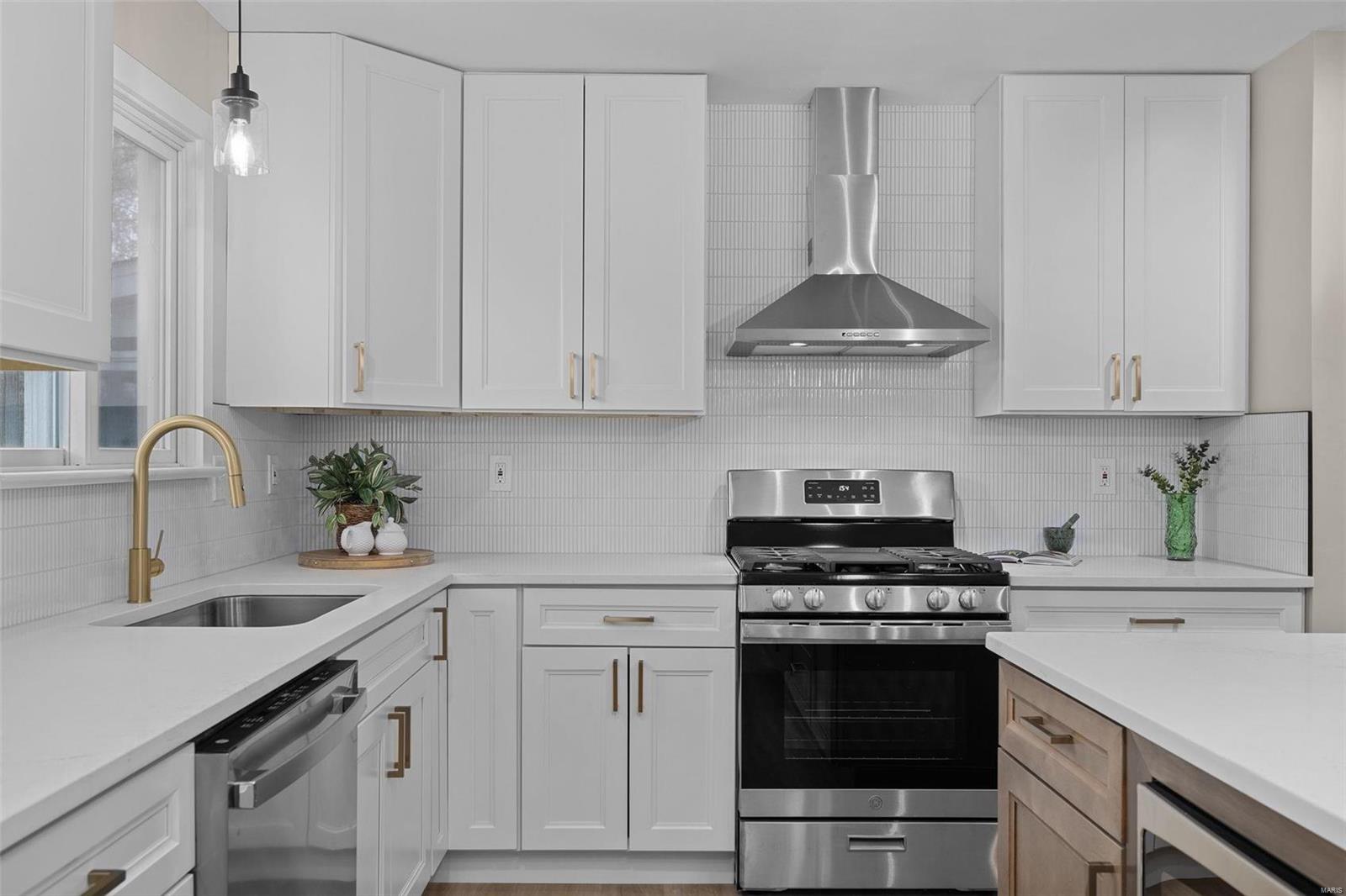 2101 Bow Tree Court Chesterfield, MO 63005 - Photo 14 of 43