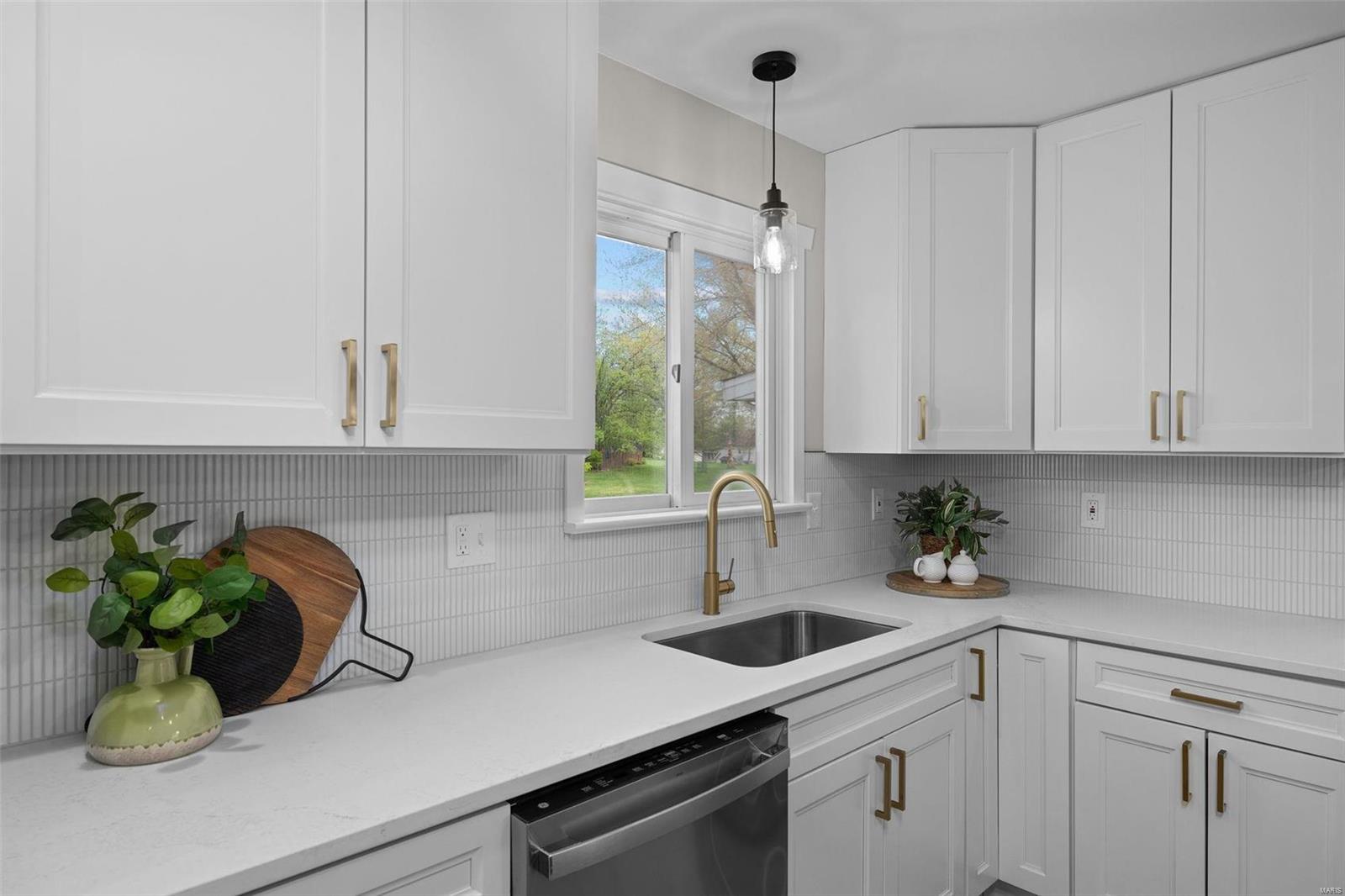 2101 Bow Tree Court Chesterfield, MO 63005 - Photo 16 of 43