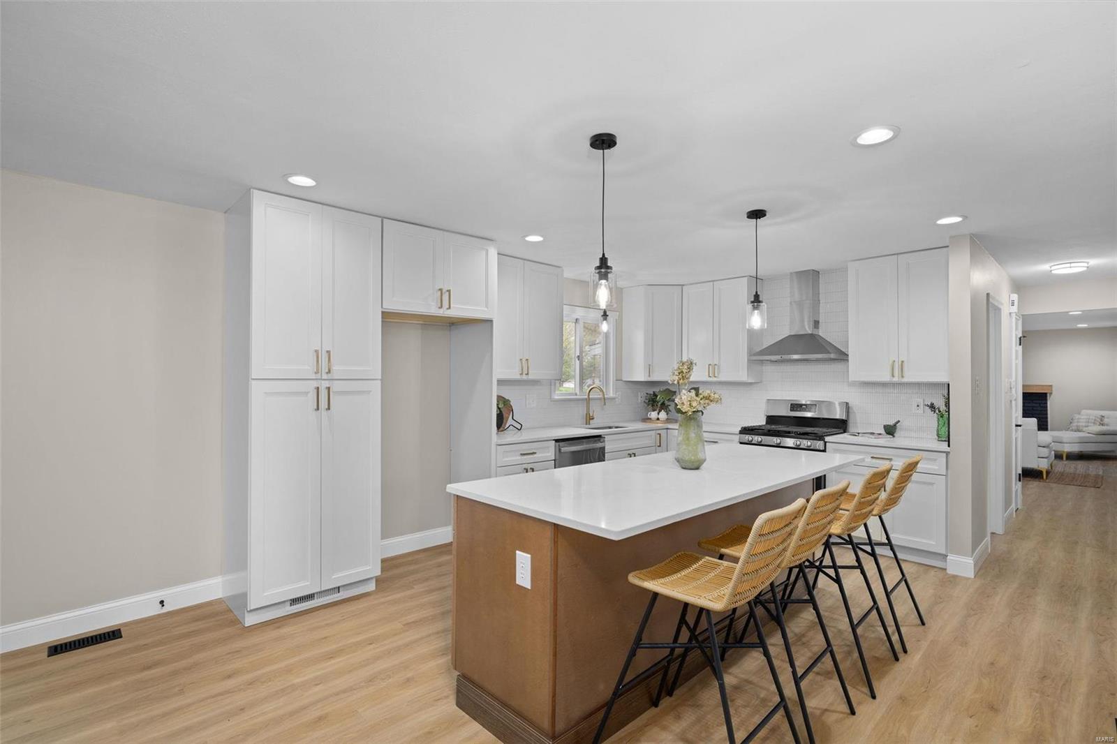 2101 Bow Tree Court Chesterfield, MO 63005 - Photo 18 of 43