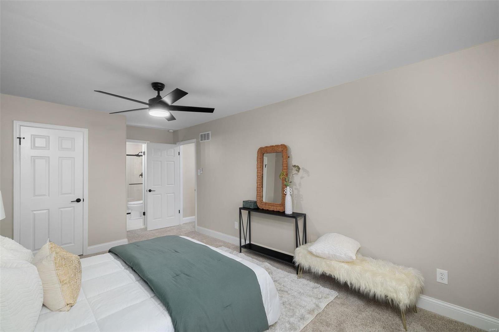 2101 Bow Tree Court Chesterfield, MO 63005 - Photo 29 of 43