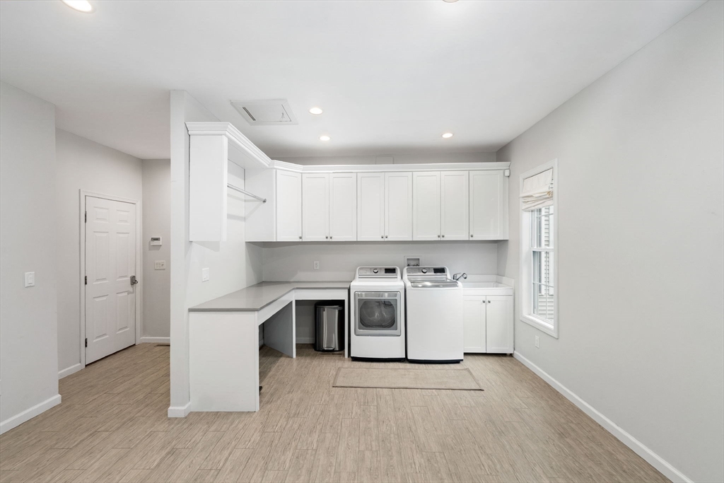 41 Leeward Lane Groton, CT 06340 - Photo 14 of 42