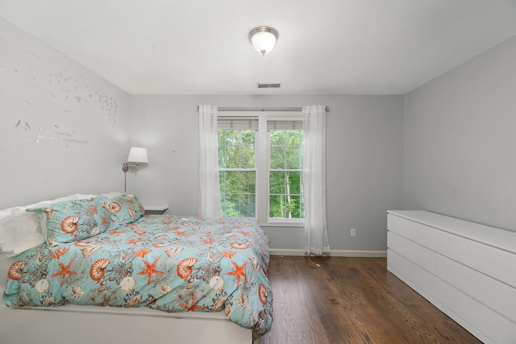 41 Leeward Lane Groton, CT 06340 - Photo 22 of 42