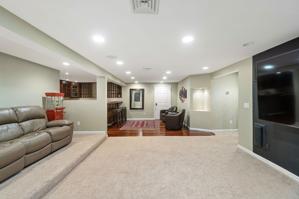 41 Leeward Lane Groton, CT 06340 - Photo 28 of 42