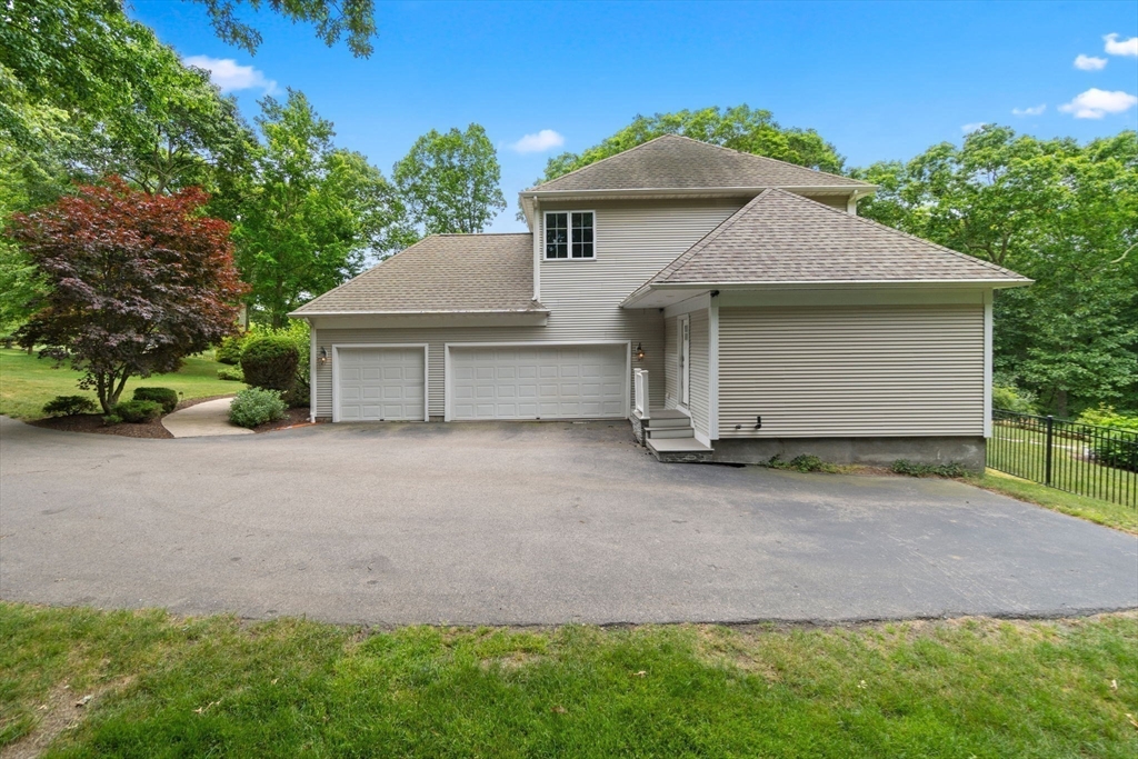 41 Leeward Lane Groton, CT 06340 - Photo 39 of 42