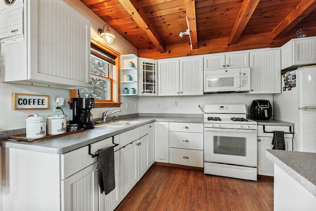 58 Sawyer Pond Highlands Road Greenville, ME 04441 - Photo 16 of 76 IMG_4393