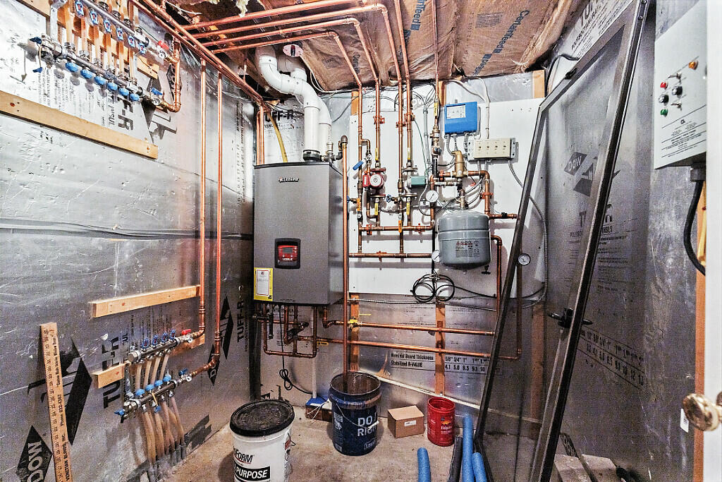 58 Sawyer Pond Highlands Road Greenville, ME 04441 - Photo 55 of 76 IMG_4422