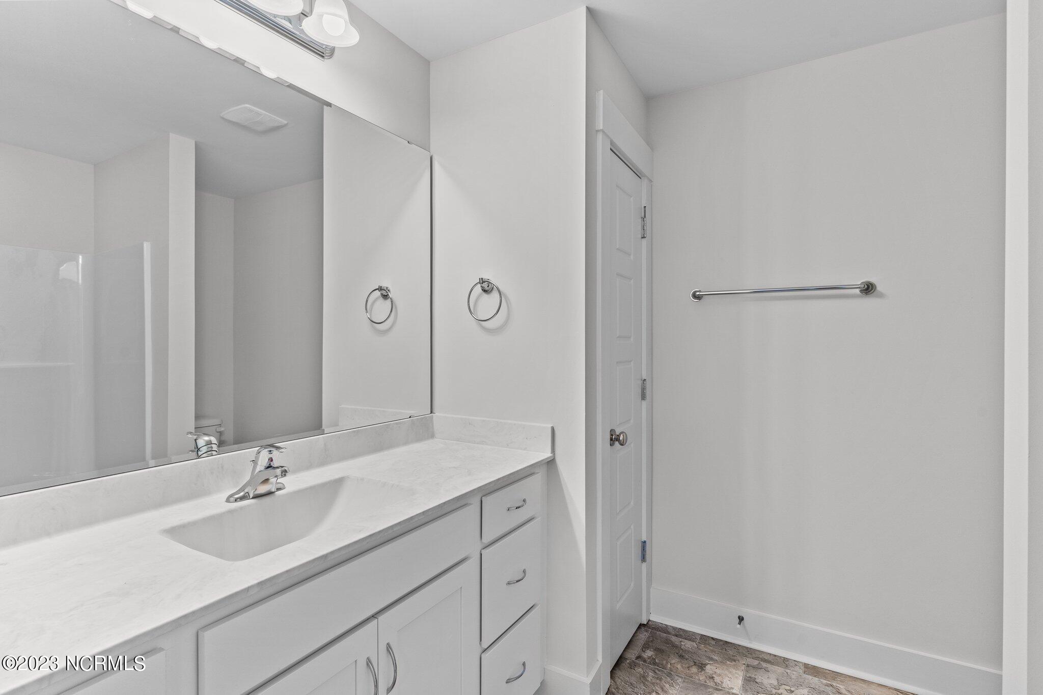 8250 Paramount Point Winnabow, NC 28479 - Photo 27 of 40 39-web-or-mls-BTS06326