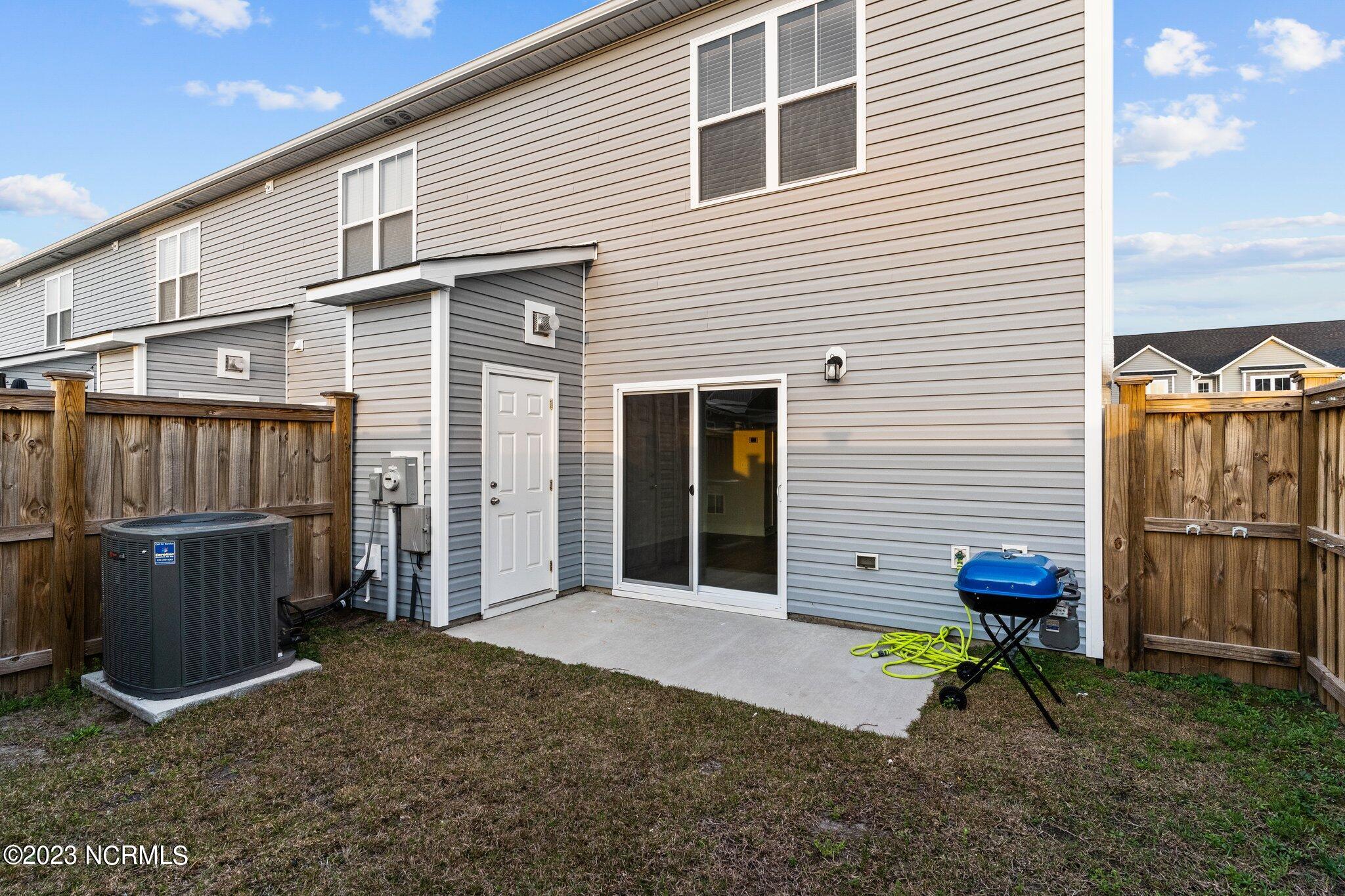 8250 Paramount Point Winnabow, NC 28479 - Photo 31 of 40 5-web-or-mls-BTS06335