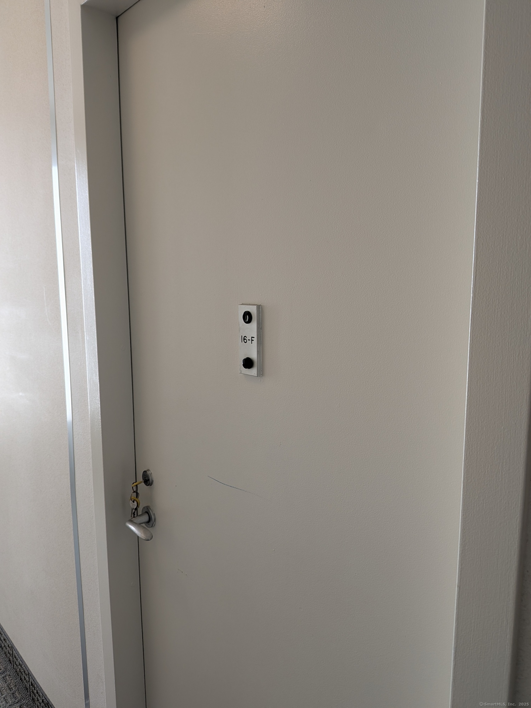 1 Gold Street, Unit 16F Hartford, CT 06103 - Photo 14 of 20 a bathroom with a shower