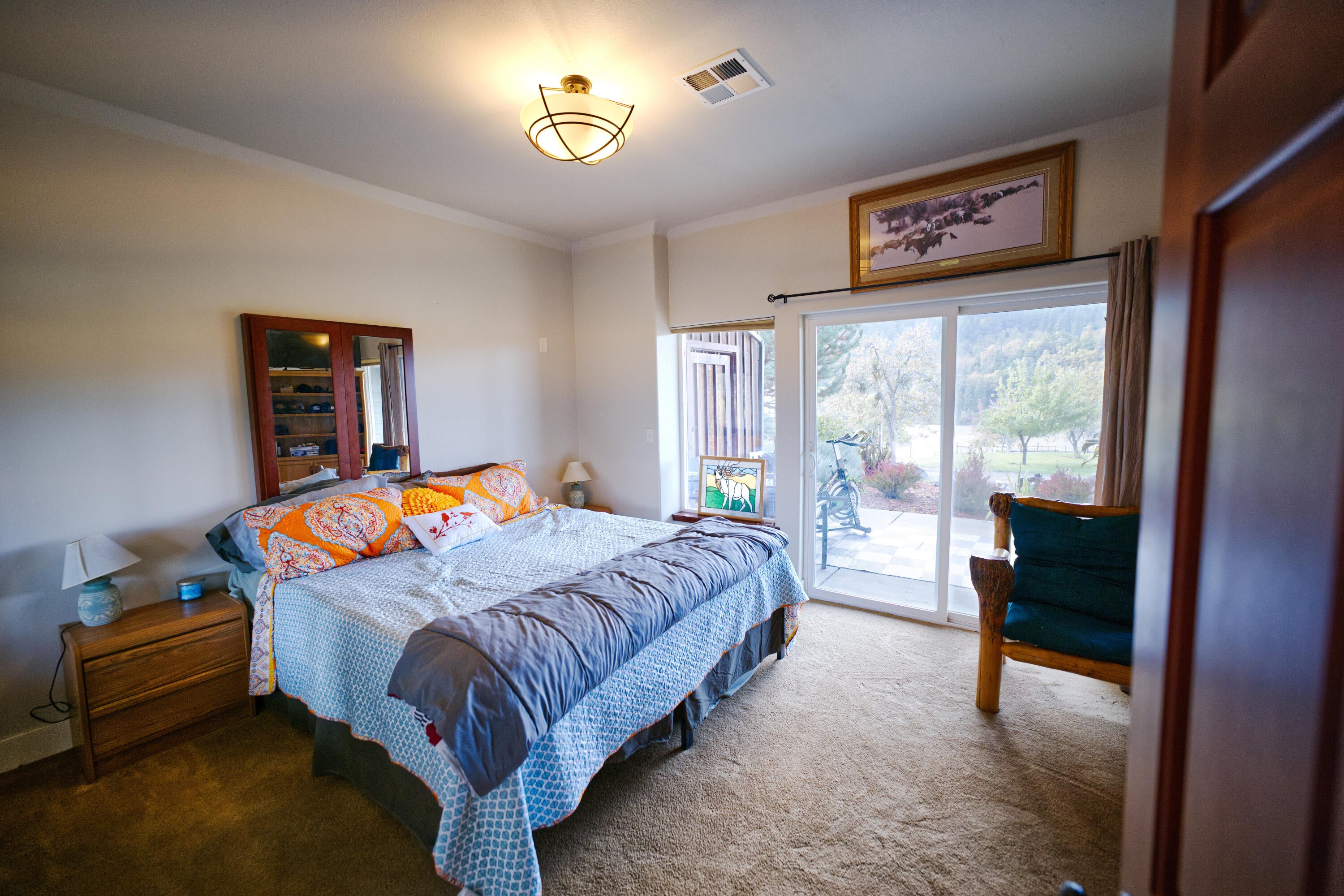 6555 East Antelope Road Eagle Point, OR 97524 - Photo 11 of 30 Twin Pines Home Master Bedroom 2