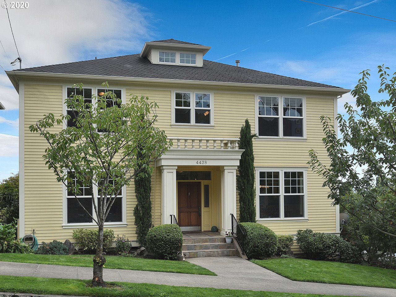 4438 Southwest Hamilton Terrace Portland, OR 97239 - Photo 1 of 31 Gallery Image 1