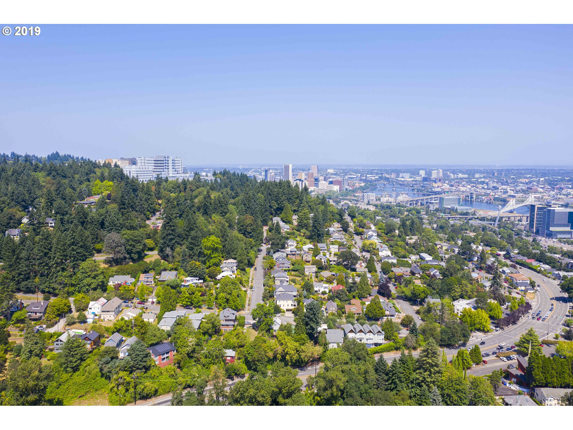 4438 Southwest Hamilton Terrace Portland, OR 97239 - Photo 2 of 31 Gallery Image 2