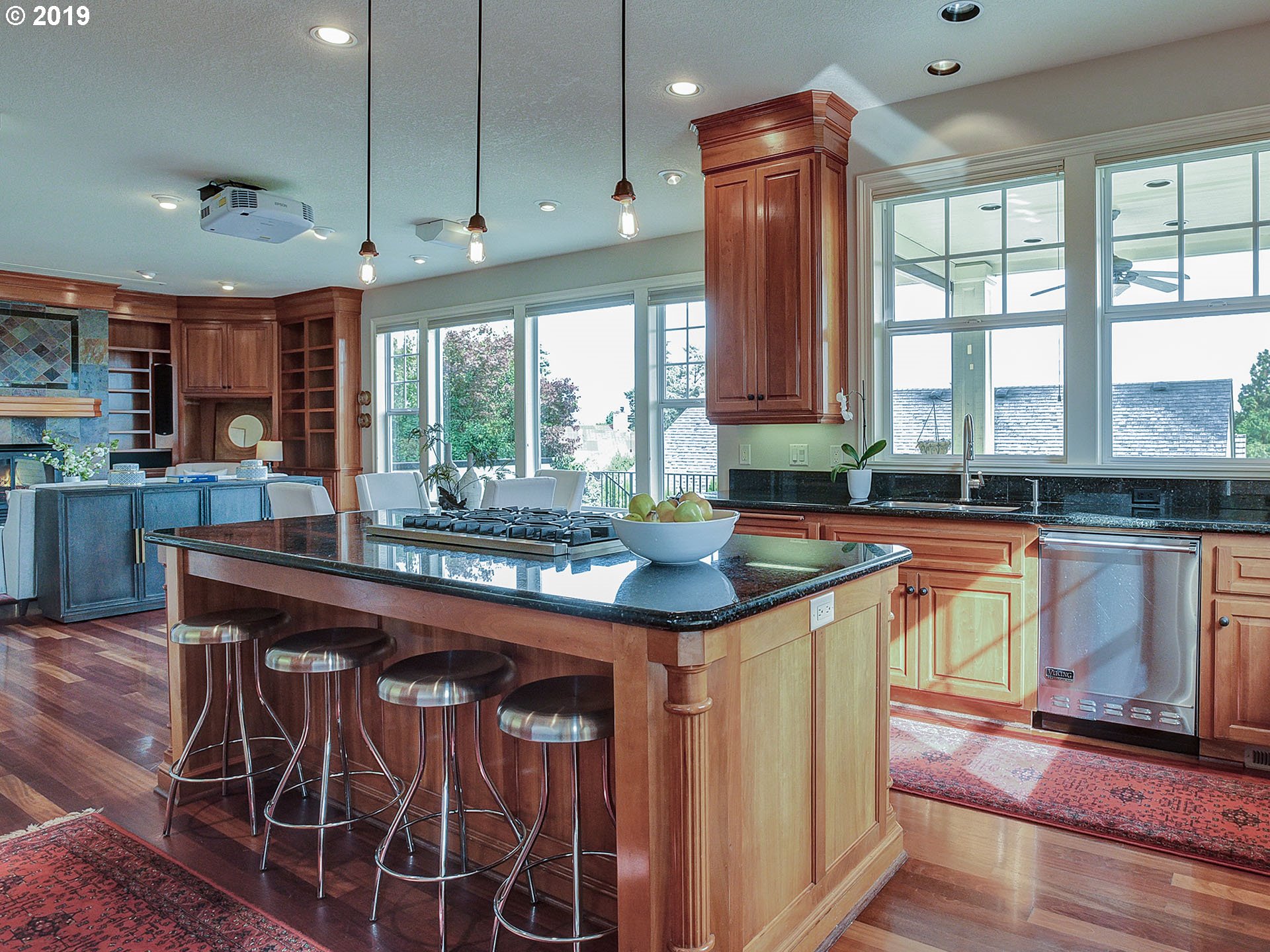 4438 Southwest Hamilton Terrace Portland, OR 97239 - Photo 14 of 31 Gallery Image 14